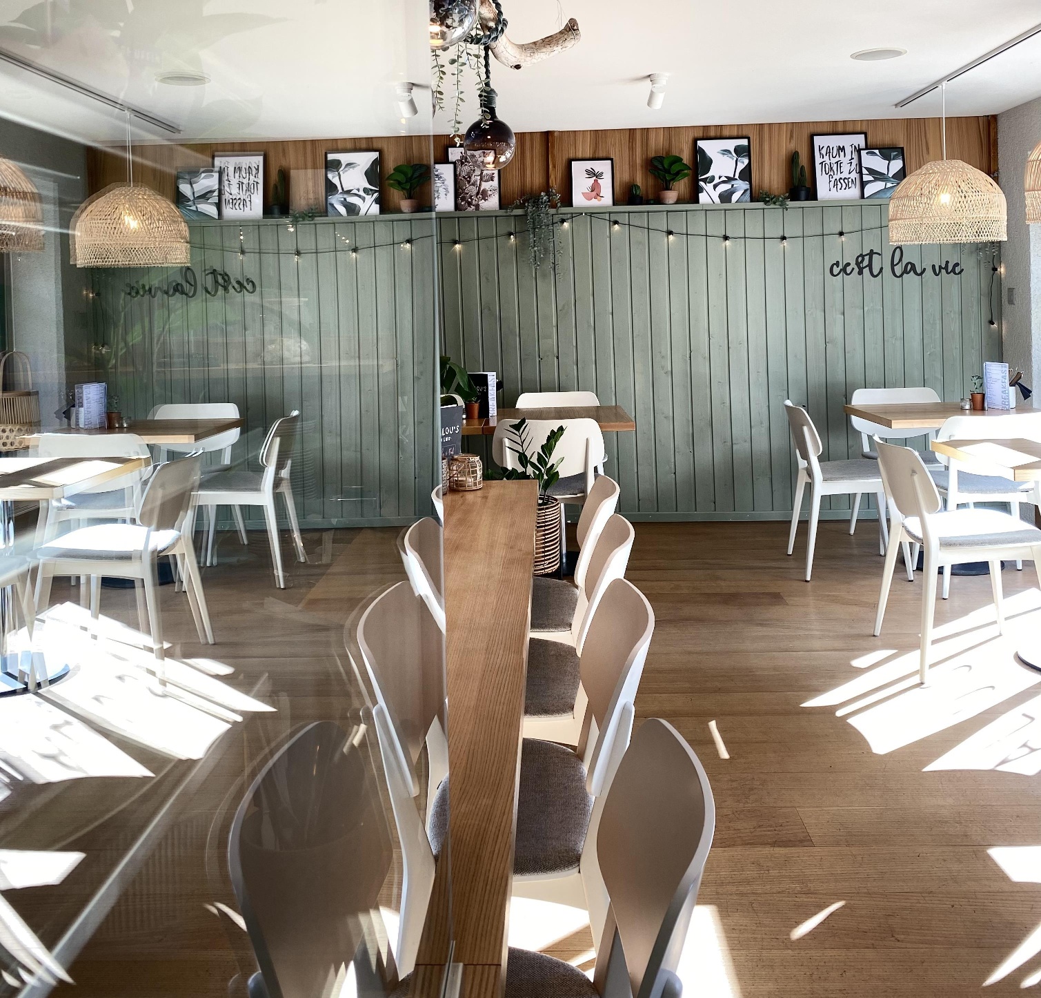 Malou's Café & Diner